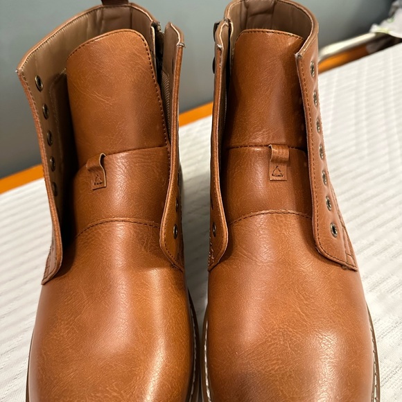 STEVE MADDEN/ men’s cognac style boots - Picture 8 of 9